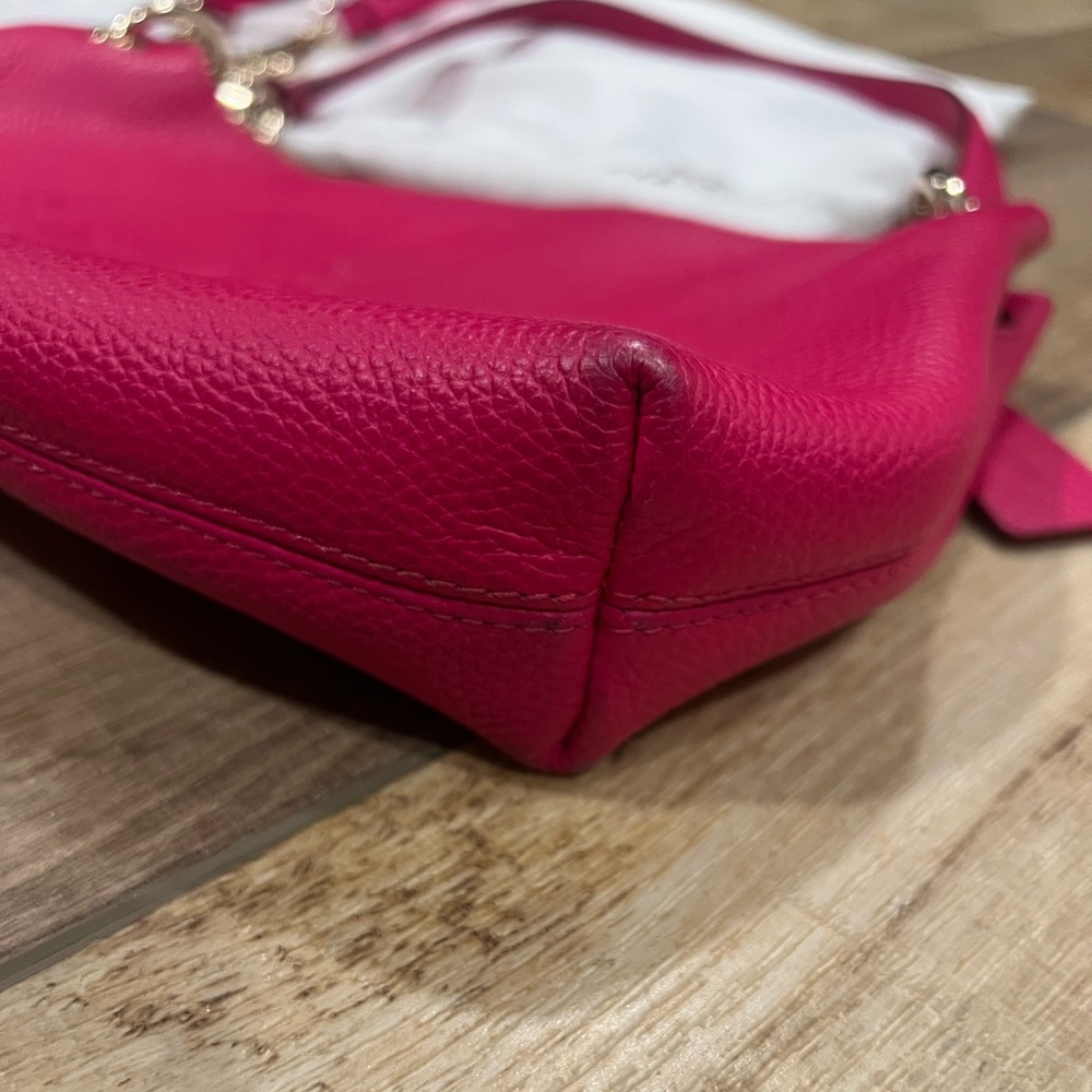 Coach Magenta Leather Shoulder Bag with Crossbody Strap - Picture 4 of 10